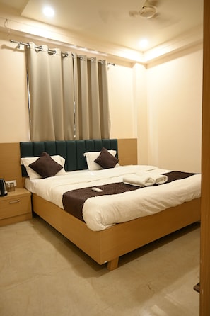 Quarto casal luxo | Wi-Fi de cortesia