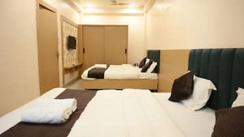 Family Room | Free WiFi
