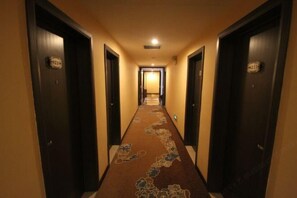 Interior - Huayi Commercial Hotel (Jiyuan)