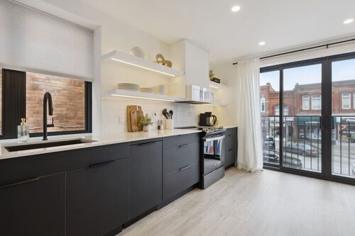 Condo for 4 Overlooking Downtown Collingwood