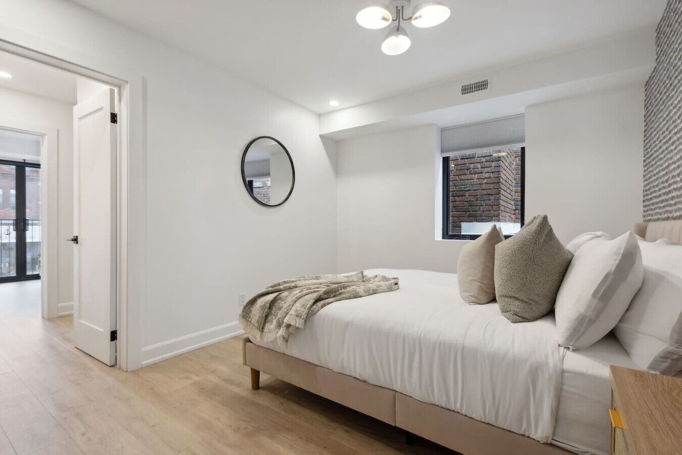 2 bedrooms, desk, iron/ironing board, free WiFi
