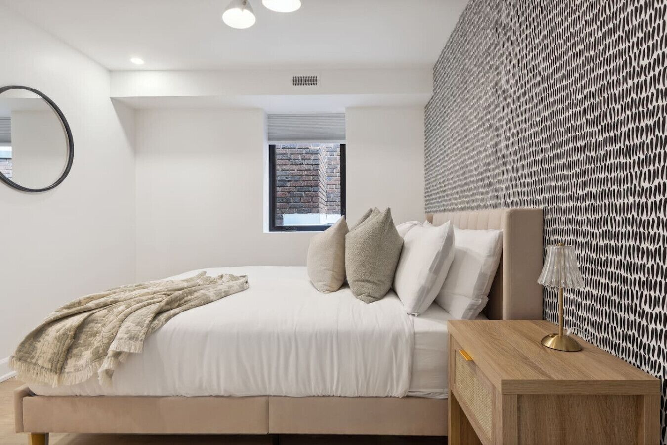 2 bedrooms, desk, iron/ironing board, free WiFi