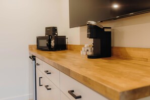 Deluxe Double Room | Free WiFi, bed sheets
