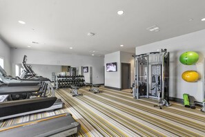 Fitness facility - The Kristen 1st Floor Riverfront Condo with Pool & Gym Access (Tuscaloosa)