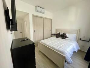 2 bedrooms, bed sheets