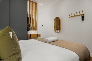 1 sovrum, skrivbord, strykjärn/strykbräda och wi-fi