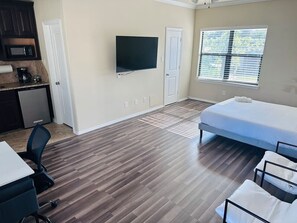 1 slaapkamer, een bureau, een strijkplank/strijkijzer, gratis wifi