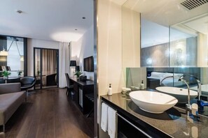 Nôi/giường cho trẻ sơ sinh 