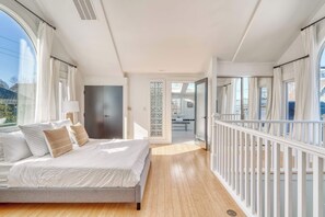 2 bedrooms, iron/ironing board, travel cot, WiFi