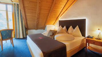 Habitación estándar | Escritorio, wifi gratis, ropa de cama