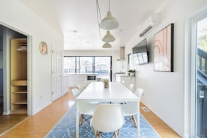 Dining - Unique 8 BR Private Home in Pearl District (Portland)