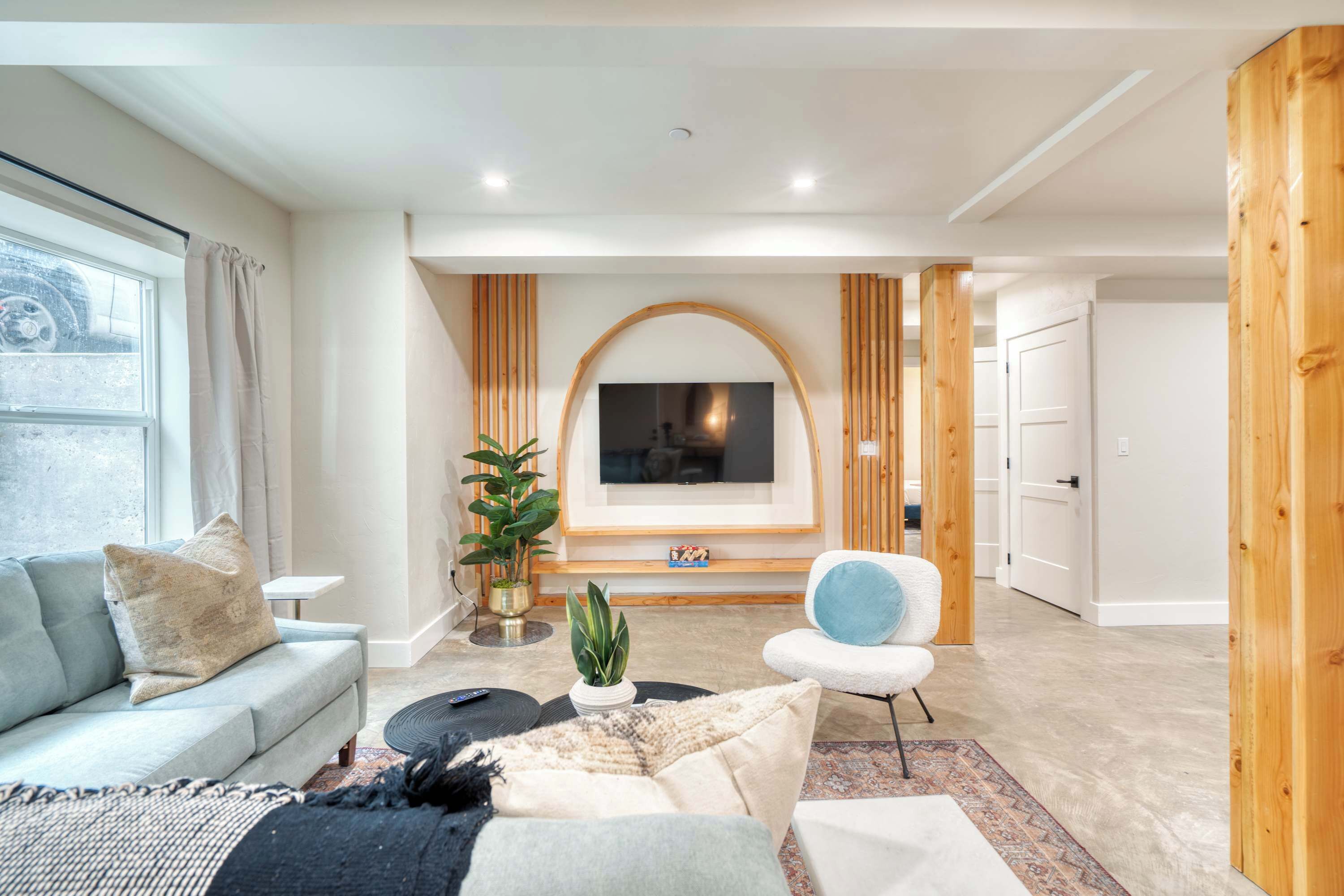 テレビ、書斎 / ワークスペース