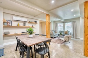 Interior - Luxury 2BR Mississisppi Home  95 WalkScore (Portland)