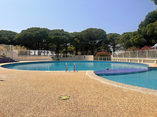 Le Quai aux Fleurs : séjour mer avec piscine