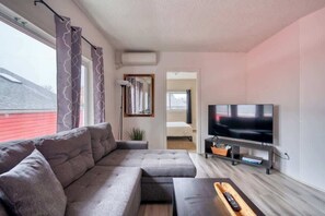 TV, offices