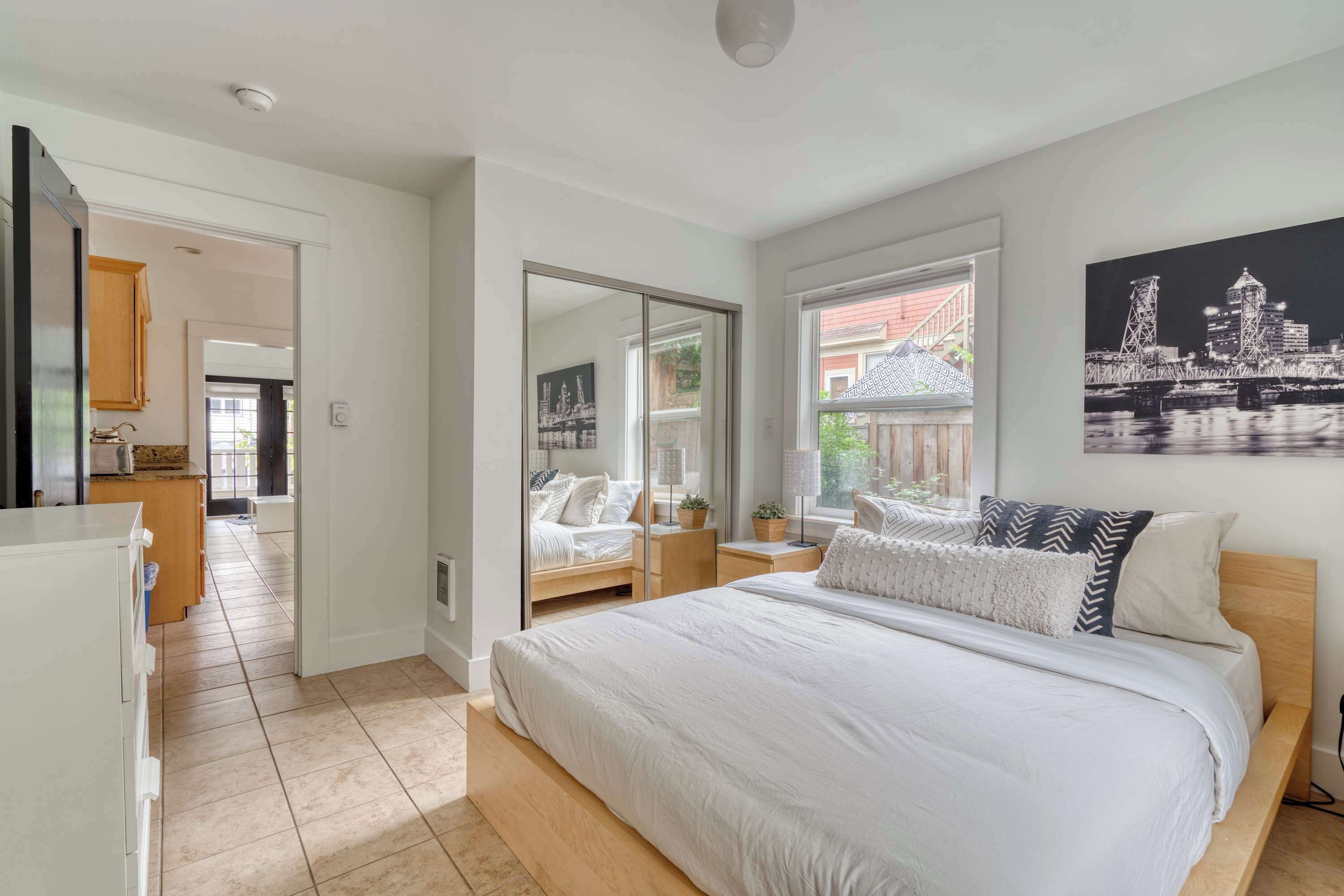 1 bedroom, iron/ironing board, travel crib, WiFi