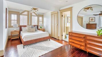 8 bedrooms, iron/ironing board, travel crib, WiFi