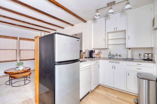 The Garden Cottage - Broadway Retreat - Walkable