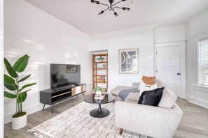 Télévision, espaces bureaux