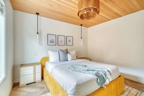 3 habitaciones, tabla de planchar con plancha, cuna de viaje y wifi 