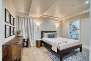 7 bedrooms, iron/ironing board, travel cot, WiFi