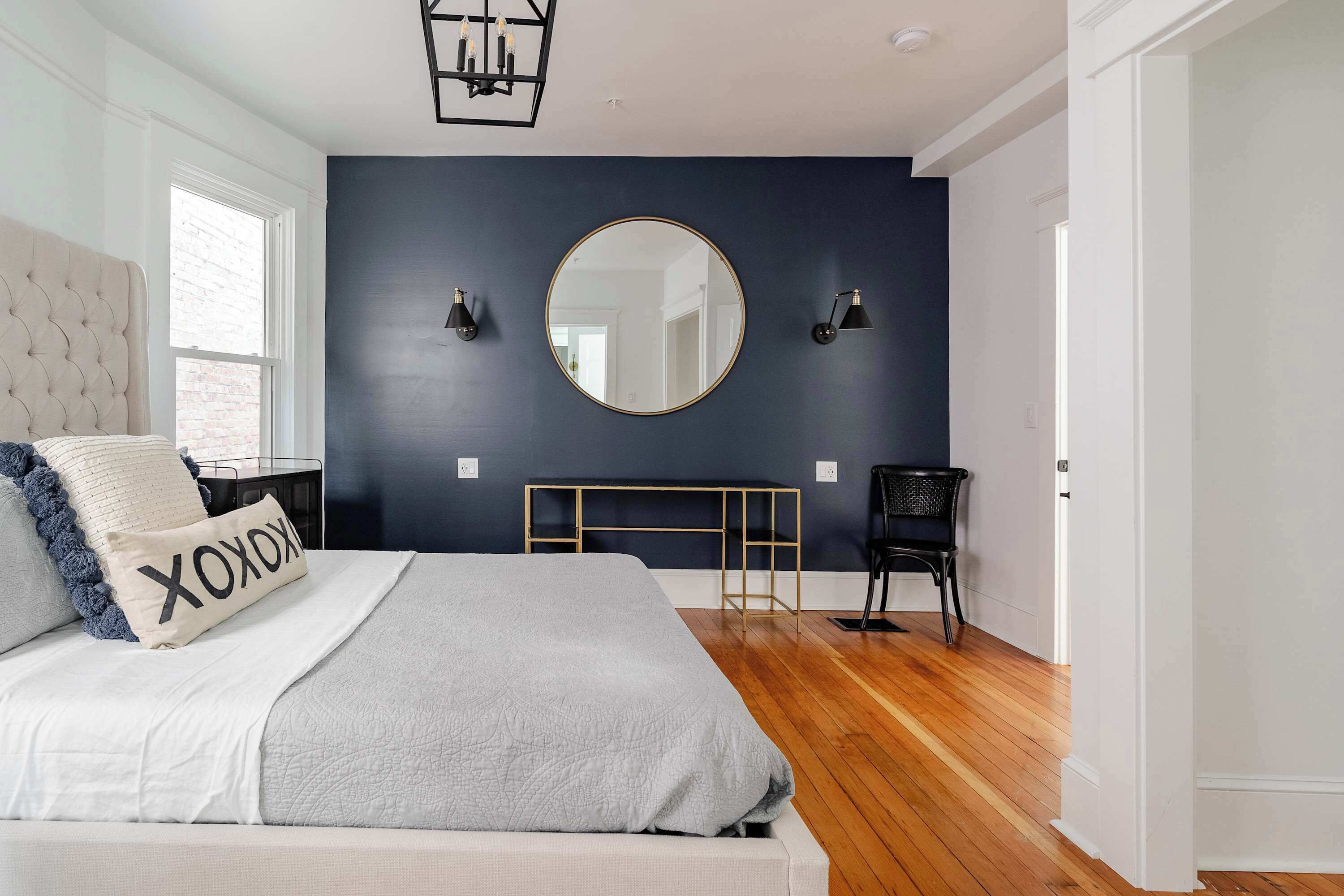 2 habitaciones, tabla de planchar con plancha, cuna de viaje y wifi 