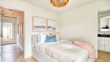 4 bedrooms, iron/ironing board, travel crib, WiFi