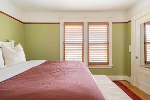 2 室のベッドルーム、アイロン / アイロン台、旅行用ベビーベッド、WiFi