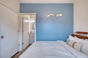 3 chambres, fer et planche à repasser, lit parapluie, Wi-Fi