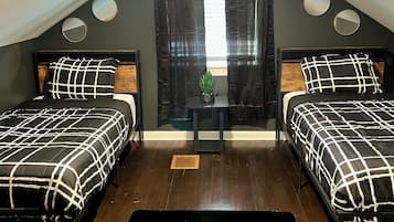 4 chambres, fer et planche à repasser, Wi-Fi, draps fournis