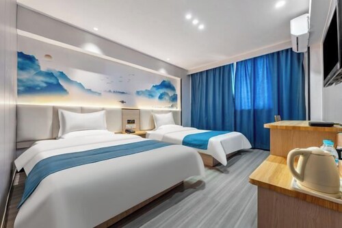 7 Days Inn (Zibo Zhou Village Gushangcheng Street)