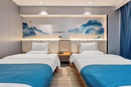 7 Days Inn (Zibo Zhou Village Gushangcheng Street)