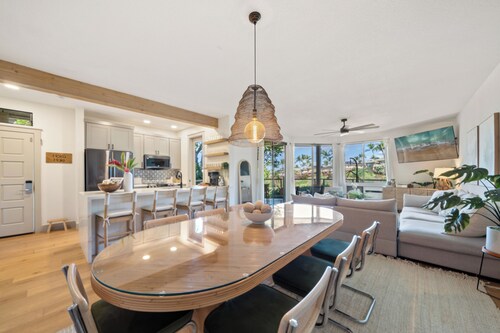 Luxury Oceanview Wailea Retreat with Sunset Views