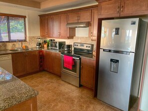 Uklassifisert bilde, 3 av 16, knapp