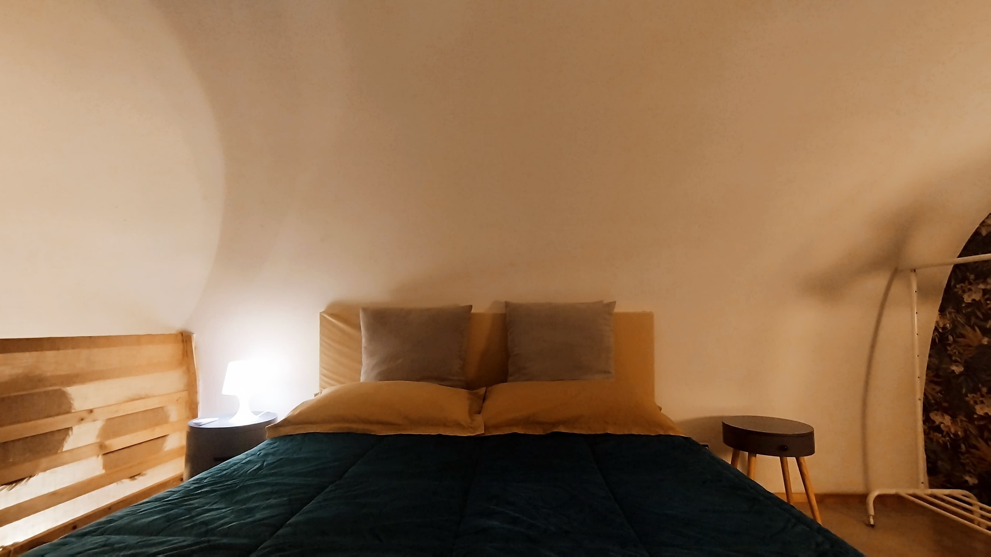 1 camera, ferro/asse da stiro, Wi-Fi, lenzuola