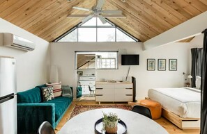 4 chambres, fer et planche à repasser, Wi-Fi, draps fournis