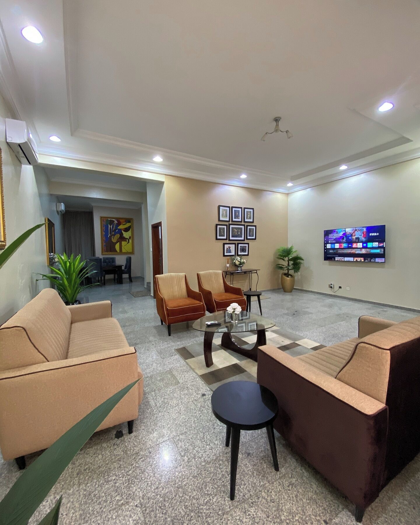 Comfort Apartment, Balcony, City View | Living area