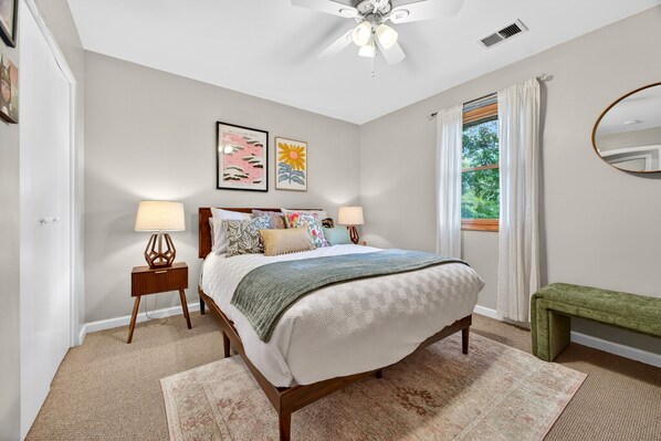 3 bedrooms, free WiFi, bed sheets