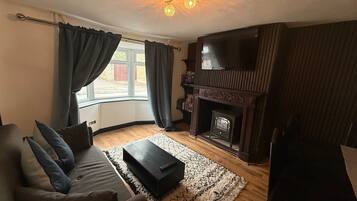 House | Living area | Fireplace