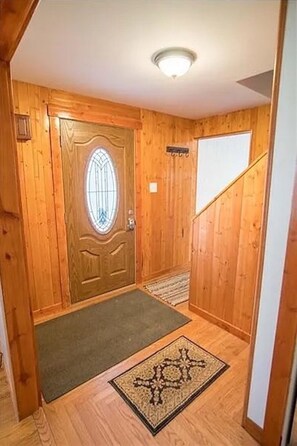 Interior - Serene Retreat (Mars)