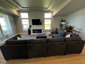 Televisie en een open haard