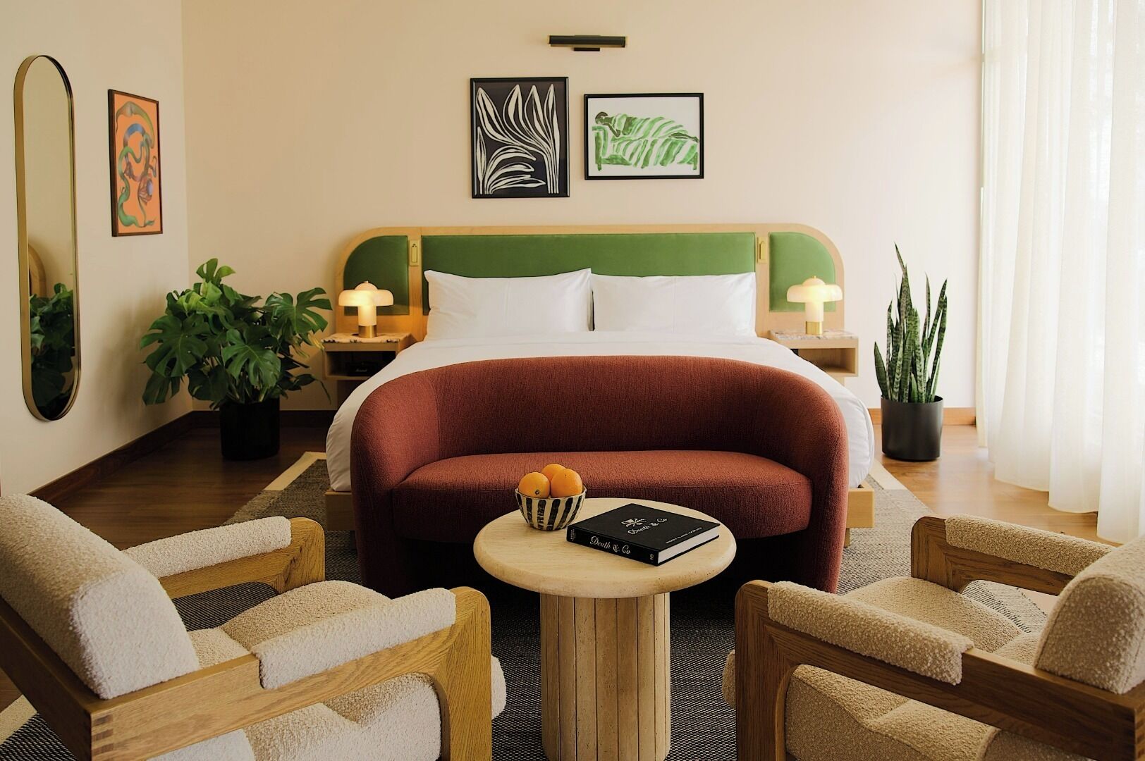 Premium bedding, minibar, laptop workspace, free WiFi