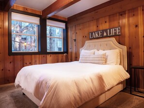 Luxury House, Lake View