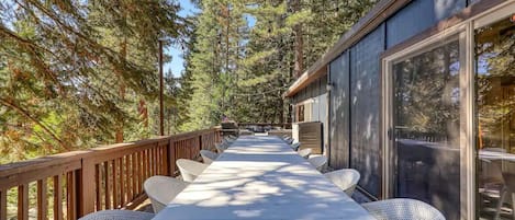 Luxury House, Lake View | Terrace/patio