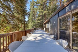 Luxury House, Lake View | Terrace/patio