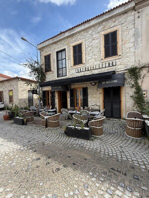 Living area - 1881 HALİL EFENDİ (Cesme)