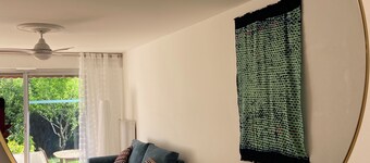 Apartment with garden, communal pool and tennis court 15 minutes from the beach