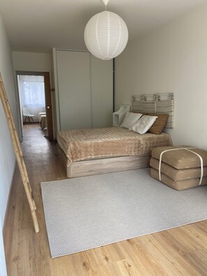 2 Schlafzimmer, Bügeleisen/Bügelbrett, WLAN, Bettwäsche