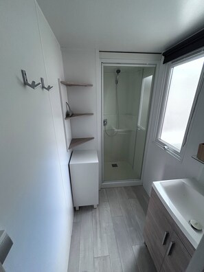 Haartrockner, Toilettenpapier