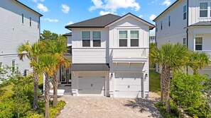 Front of property - Family-friendly Coastal Escape Grill, Decks & More! (Santa Rosa Beach)